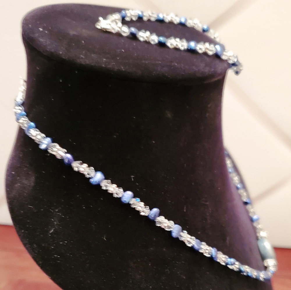 🎊HP🎊 Handcrafted Swarovski & Blue Pearl Necklace Set - Picture 3 of 10